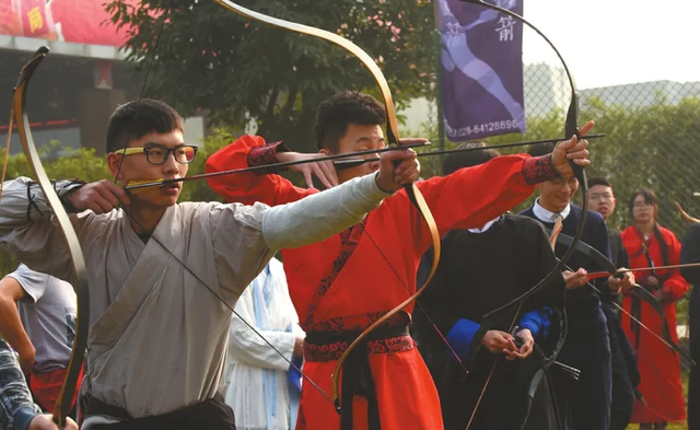 国际传统弓箭比赛(国际弓箭比赛用什么弓)