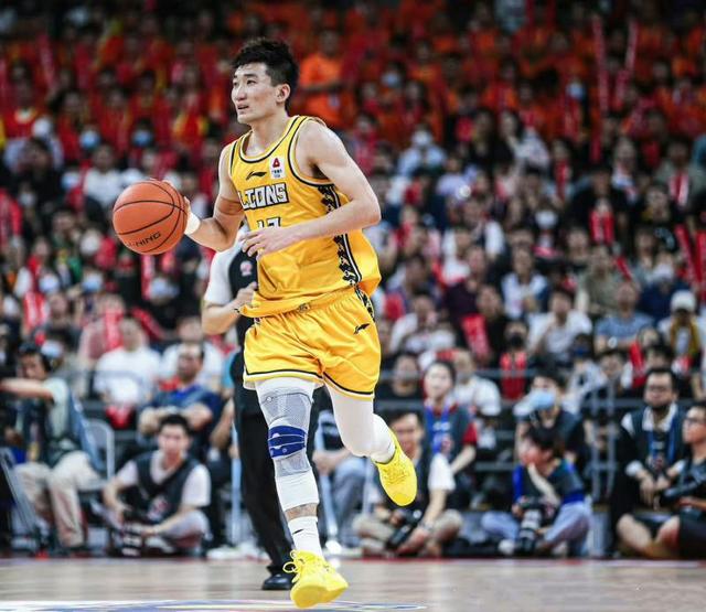 广厦男篮比赛录像(广厦男篮比赛录像回放)